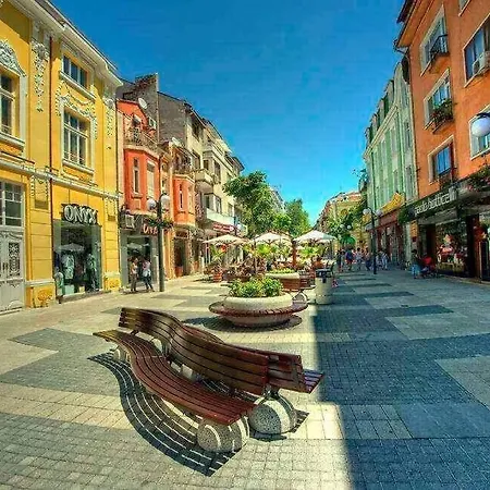 кирил и методий Apartament Burgas City