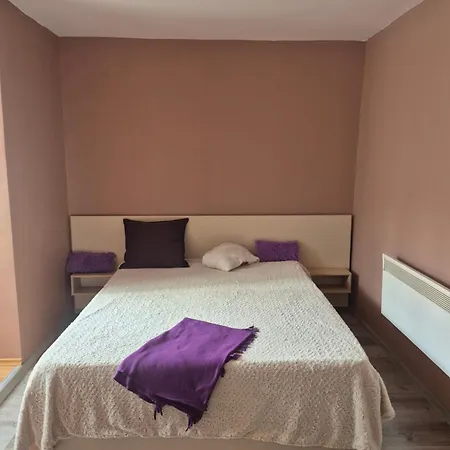 кирил и методий Apartman