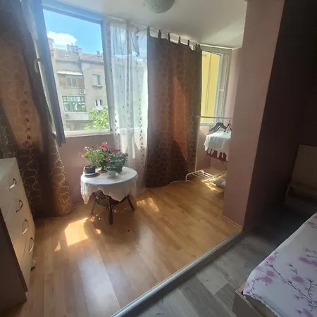 кирил и методий Apartman