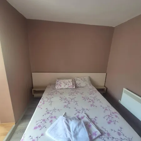 Apartman кирил и методий